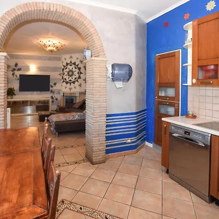 2 Bedroom Lovely In Nyaraló *