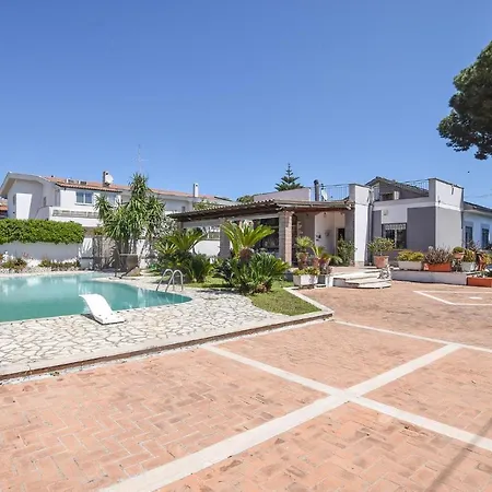 Nyaraló 2 Bedroom Lovely In Anzio