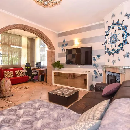 2 Bedroom Lovely In Nyaraló Anzio