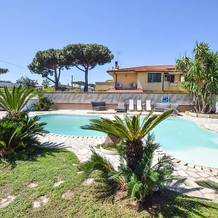 2 Bedroom Lovely In *